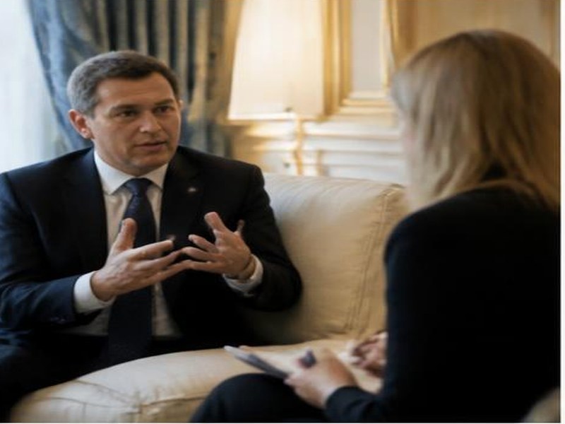Gazetecilerle şeffaf iletişim politikası — Gazeteci görüşmesi