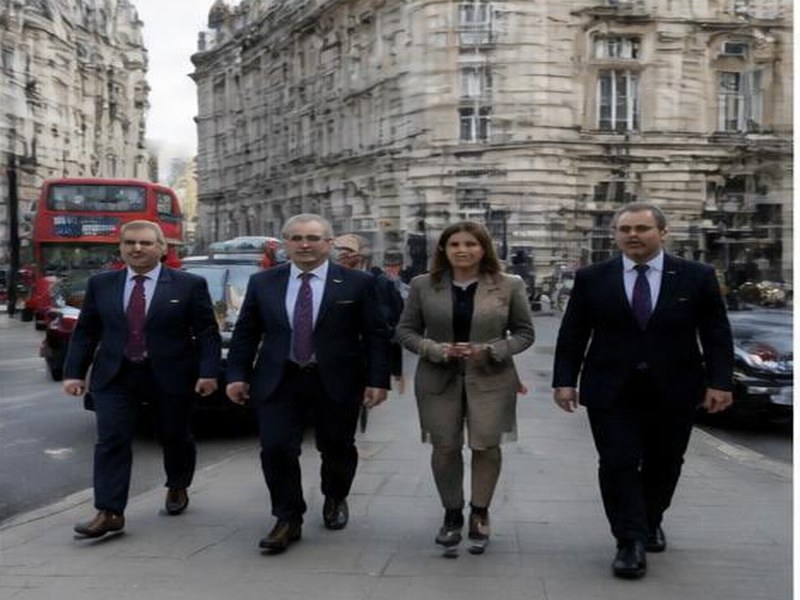 Londra ziyaretinde Türk vatandaşlarına destek — Londra vatandaş desteği